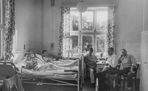 Sick room in the Borsteler Klinik in the 1950s